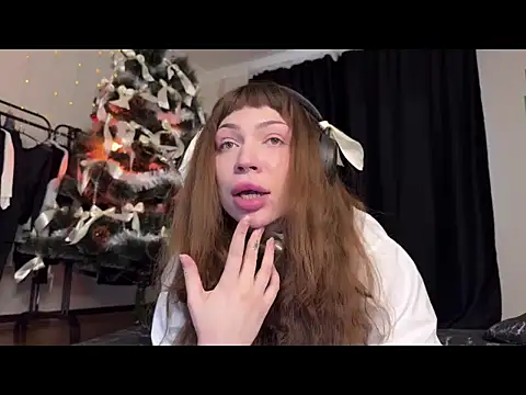 PaulaPratt online show from December 20, 9:11 am