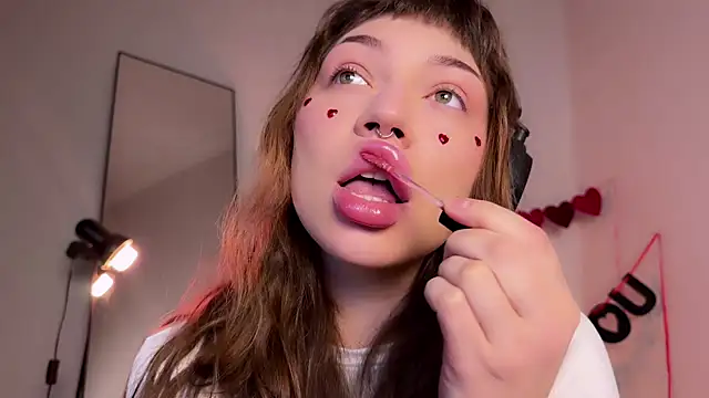 PaulaPratt online show from February 15, 5:30 am