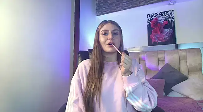 dakota Robbins  online show from March 7, 8:44 pm