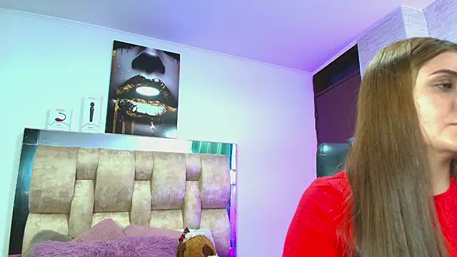 dakota Robbins  online show from September 9, 9:58 pm