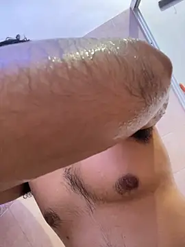 YoElMasHot online show from April 25, 8:39 pm