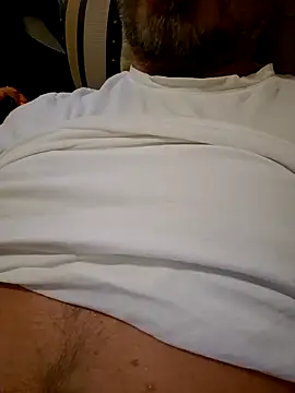 Snapshot of 1talianBeutifulCock chatting on January 6, 10:46 am 1talianBeutifulCock online show from January 6, 10:46 am