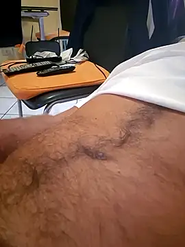 Snapshot of 1talianBeutifulCock chatting on October 13, 3:01 pm 1talianBeutifulCock online show from October 13, 3:01 pm