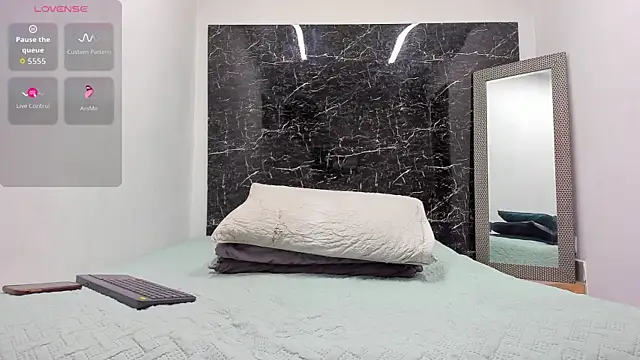 ada-brooke online show from September 29, 11:59 am