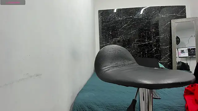 ada-brooke online show from October 17, 11:24 am