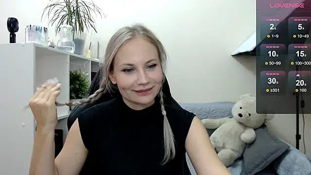 Snapshot of Sunny_bunny6 chatting on September 26, 5:33 am Sunny bunny6 online show from September 26, 5:33 am