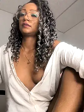 Amaliu  online show from February 28, 11:23 pm