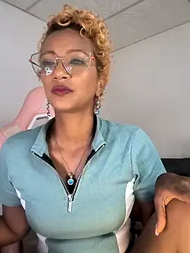 Amaliu  online show from October 2, 6:48 pm