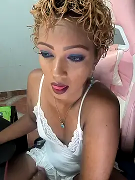 Amaliu  online show from October 18, 1:56 pm