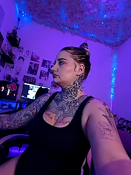 Lisacasandra online show from September 28, 10:37 pm