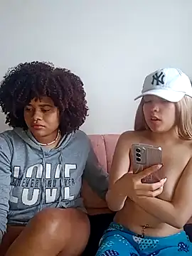 Snapshot of DANIELA_MICHEL chatting on December 10, 6:28 pm DANIELA MICHEL online show from December 10, 6:28 pm