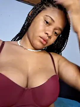 Snapshot of DANIELA_MICHEL chatting on December 21, 11:45 pm DANIELA MICHEL online show from December 21, 11:45 pm