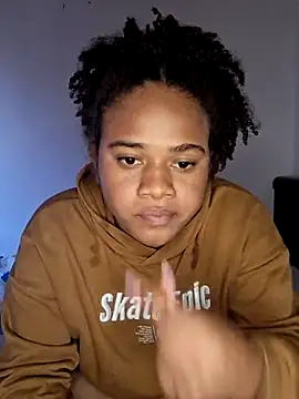 Snapshot of DANIELA_MICHEL chatting on December 26, 8:53 pm DANIELA MICHEL online show from December 26, 8:53 pm