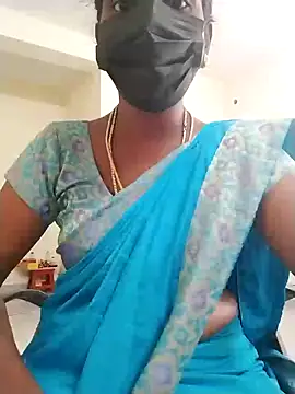 Snapshot of Preethytamilsexy chatting on January 11, 9:26 am Preethytamilsexy online show from January 11, 9:26 am