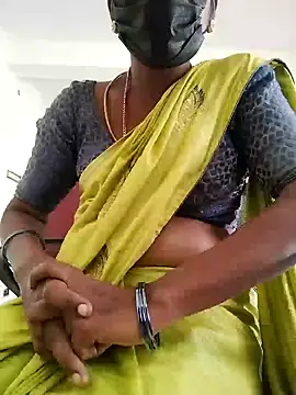 Snapshot of Preethytamilsexy chatting on January 21, 8:30 am Preethytamilsexy online show from January 21, 8:30 am