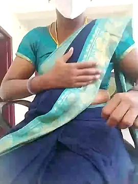 Snapshot of Preethytamilsexy chatting on January 24, 12:31 pm Preethytamilsexy online show from January 24, 12:31 pm