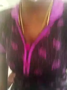 Snapshot of Preethytamilsexy chatting on February 16, 6:21 am Preethytamilsexy online show from February 16, 6:21 am