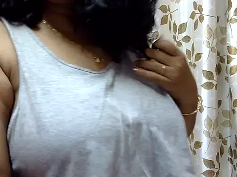 Snapshot of Riya_riyaa chatting on December 30, 4:08 pm Riya riyaa online show from December 30, 4:08 pm