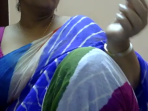 Snapshot of Riya_riyaa chatting on September 15, 3:34 pm Riya riyaa online show from September 15, 3:34 pm