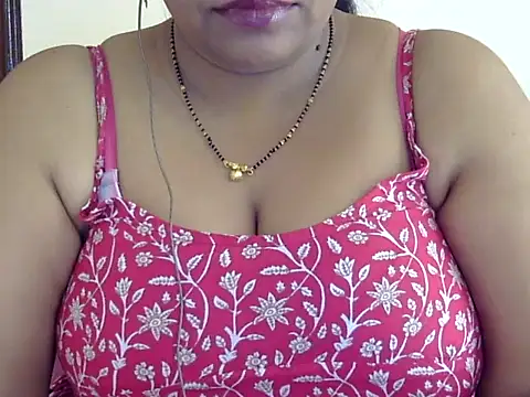 Snapshot of Riya_riyaa chatting on October 8, 1:25 am Riya riyaa online show from October 8, 1:25 am