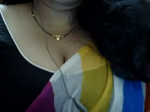 Snapshot of Riya_riyaa chatting on October 8, 3:31 pm Riya riyaa online show from October 8, 3:31 pm