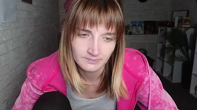 Nika Kitten online show from April 27, 10:35 am