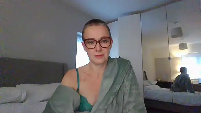 Snapshot of ELEGANT-ARIA36 chatting on January 7, 3:23 pm ELEGANT-ARIA36 online show from January 7, 3:23 pm