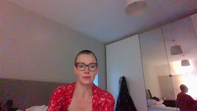 Snapshot of ELEGANT-ARIA36 chatting on January 9, 8:34 am ELEGANT-ARIA36 online show from January 9, 8:34 am