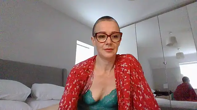 Snapshot of ELEGANT-ARIA36 chatting on January 29, 11:20 am ELEGANT-ARIA36 online show from January 29, 11:20 am