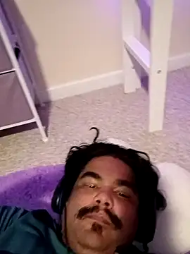 Snapshot of Brickstash chatting on September 10, 4:56 am Brickstash online show from September 10, 4:56 am