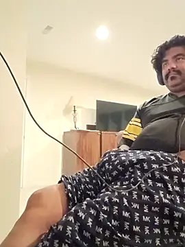 Snapshot of Brickstash chatting on September 18, 5:31 am Brickstash online show from September 18, 5:31 am