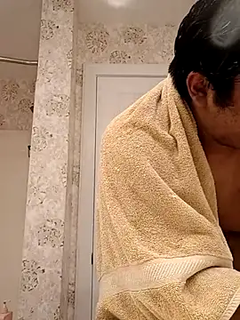 Snapshot of Brickstash chatting on October 31, 12:06 pm Brickstash online show from October 31, 12:06 pm