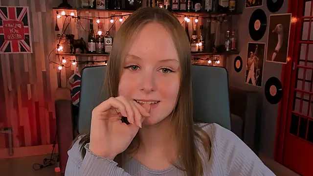 Snapshot of VivienLeeigh chatting on December 24, 7:22 pm VivienLeeigh online show from December 24, 7:22 pm