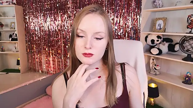 VivienLeeigh online show from March 21, 8:19 am