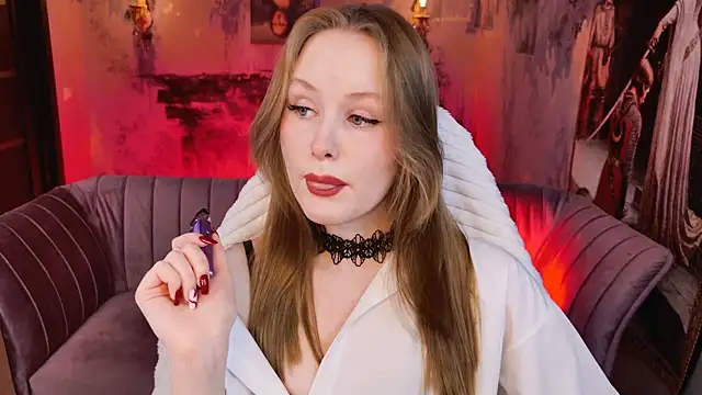 VivienLeeigh online show from April 21, 5:25 am