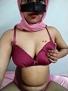 Snapshot of Dipasexy chatting on December 1, 4:45 pm Dipasexy online show from December 1, 4:45 pm