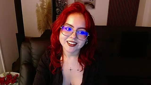 Snapshot of crimson_tati_ chatting on March 13, 10:15 am crimson tati  online show from March 13, 10:15 am