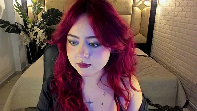 crimson tati  online show from March 11, 3:34 am