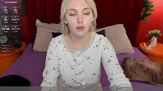 Fluffy Monica online show from January 2, 3:58 am