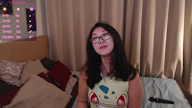 Snapshot of Marine_Vact chatting on November 26, 2:07 pm Marine Vact online show from November 26, 2:07 pm