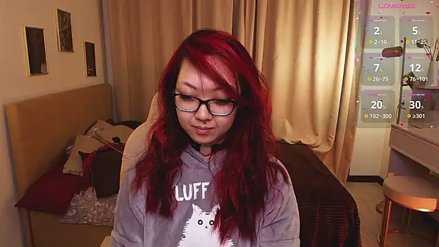 Snapshot of Marine_Vact chatting on February 22, 2:04 pm Marine Vact online show from February 22, 2:04 pm