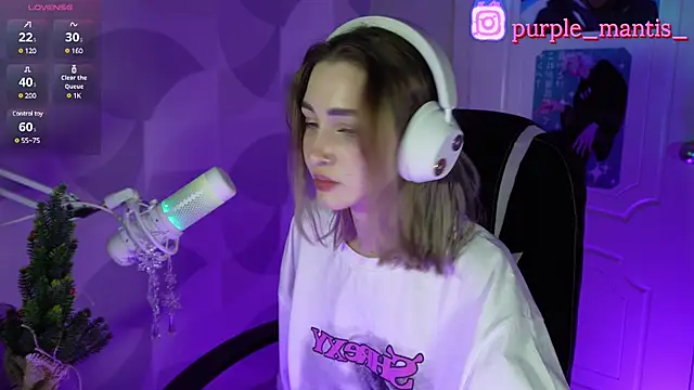 Snapshot of sayonara_6 chatting on December 25, 10:37 pm sayonara 6 online show from December 25, 10:37 pm