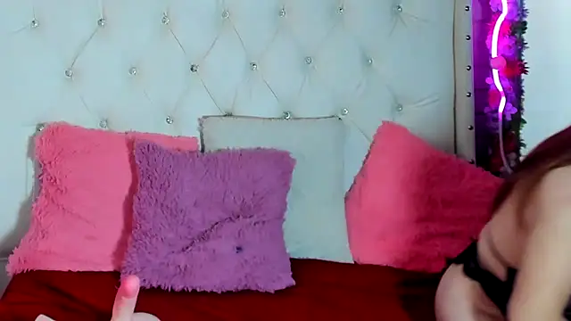 Samantha mature56 online show from February 22, 9:45 am