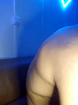 Snapshot of Amir334_ chatting on November 29, 12:19 pm Amir334 online show from November 29, 12:19 pm