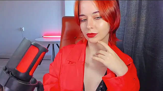 mollyposhh online show from September 19, 2:18 pm