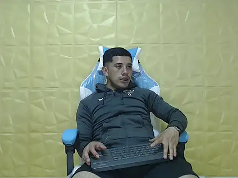 Snapshot of Deportist chatting on September 17, 10:22 pm Deportist online show from September 17, 10:22 pm