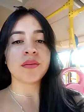 Snapshot of sunshine_maddy chatting on January 18, 9:45 pm sunshine maddy online show from January 18, 9:45 pm