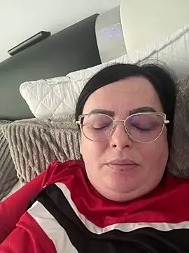 Amandamuller1982 online show from January 22, 1:11 pm