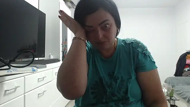 Amandamuller1982 online show from October 13, 8:09 pm