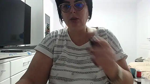 Amandamuller1982 online show from January 8, 9:44 am